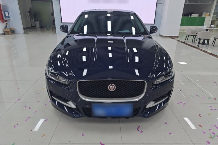 Used Jaguar XE 2017 2.0T 200 PS R-Sport Exterior 1