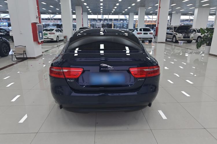 Used Jaguar XE 2017 2.0T 200 PS R-Sport Exterior 4