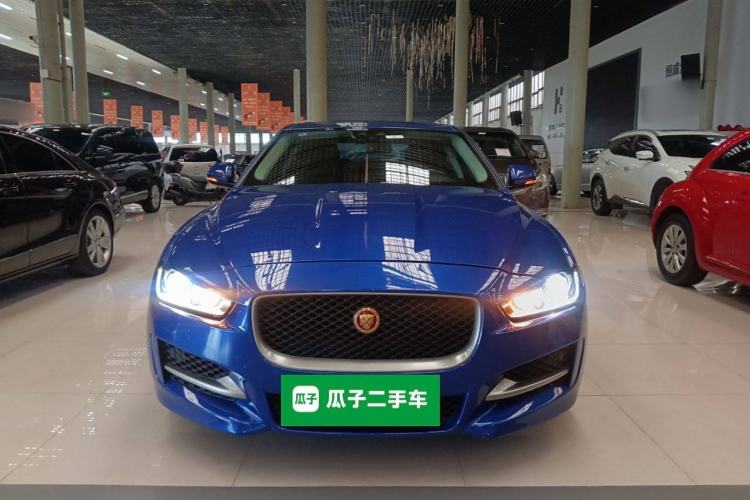 Used Jaguar XE 2018 2.0T 250 PS Two-Wheel-Drive R-Sport Sport Edition Front