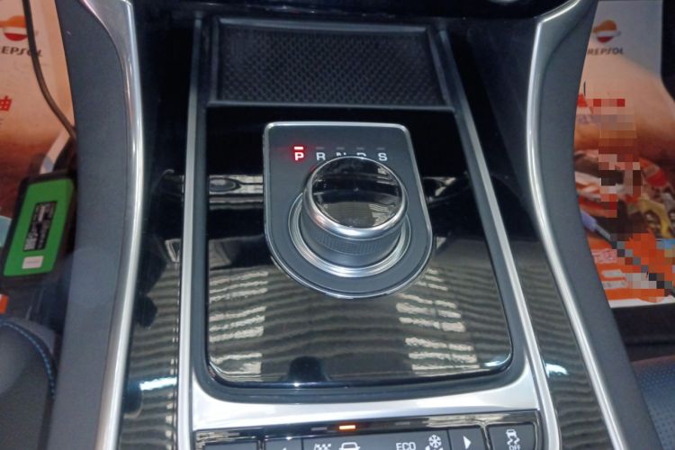 Used Jaguar XE 2018 2.0T 250 PS Two-Wheel-Drive R-Sport Sport Edition Gear Lever