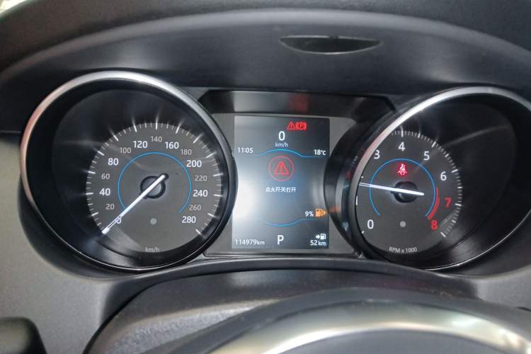 Used Jaguar XE 2018 2.0T 250 PS Two-Wheel-Drive R-Sport Sport Edition Instrument Cluster
