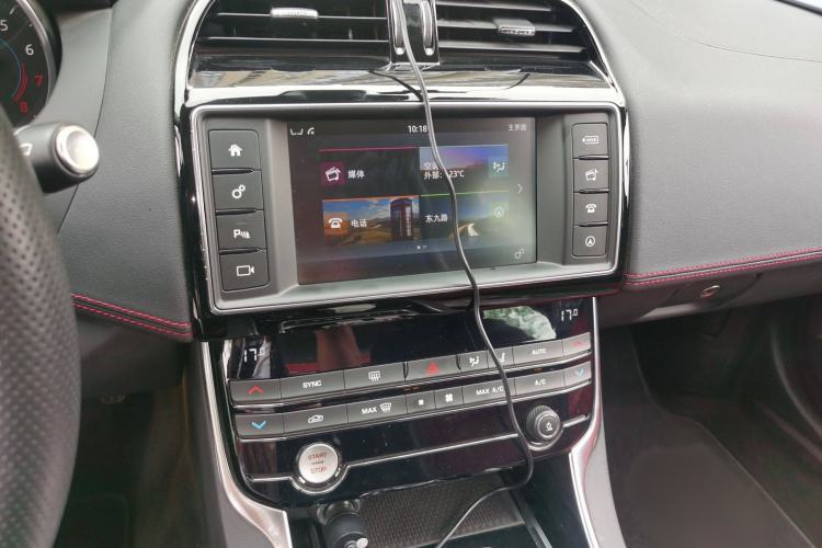 Used Jaguar XE 2018 2.0T 300 PS All-Wheel-Drive R-Sport Sport Edition Audio And AC Panel