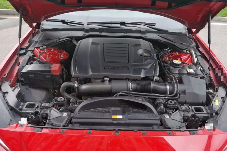 Used Jaguar XE 2018 2.0T 300 PS All-Wheel-Drive R-Sport Sport Edition Engine Bay