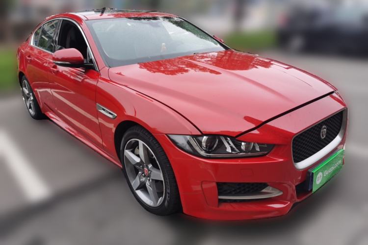 Used Jaguar XE 2018 2.0T 300 PS All-Wheel-Drive R-Sport Sport Edition Exterior 2