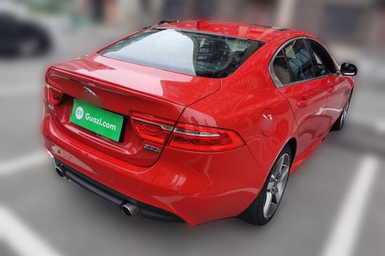 Used Jaguar XE 2018 2.0T 300 PS All-Wheel-Drive R-Sport Sport Edition Exterior 5