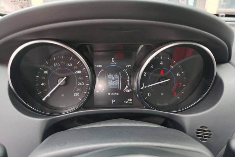 Used Jaguar XE 2018 2.0T 300 PS All-Wheel-Drive R-Sport Sport Edition Instrument Cluster