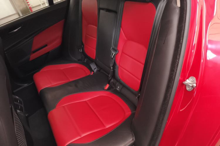 Used Jaguar XE 2019 2.0T 300 PS All-Wheel-Drive Landmark Edition Left Rear Seat
