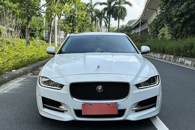 Used Jaguar XE 2017 2.0T 200 PS R-Sport Exterior 1