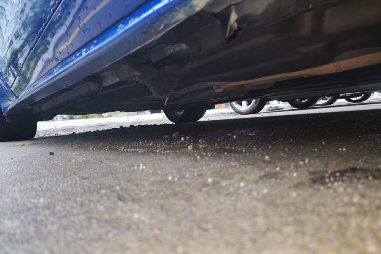 Used Jaguar XE 2015 2.0T 200 PS R-Sport Chassis Front Right