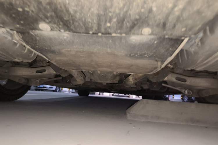 Used Jaguar XE 2015 2.0T 200 PS R-Sport Chassis Rear