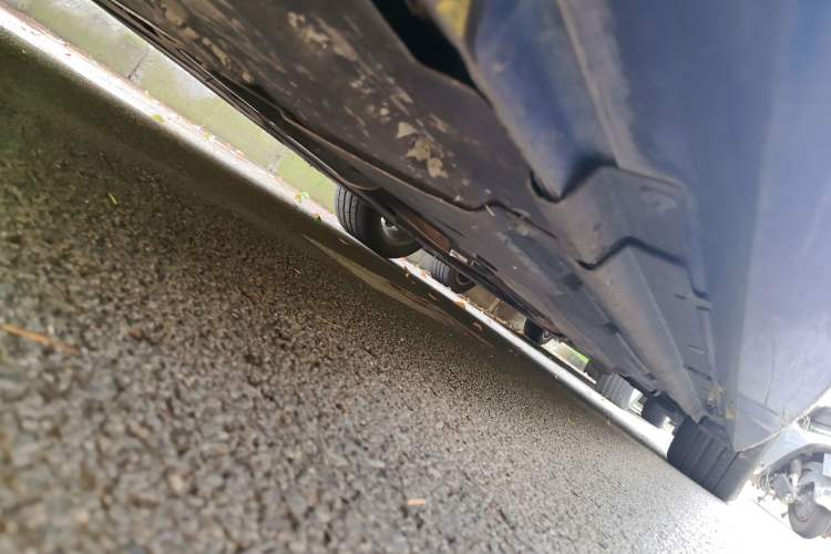 Used Jaguar XE 2015 2.0T 200 PS R-Sport Chassis Rear Right