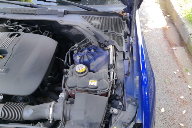 Used Jaguar XE 2015 2.0T 200 PS R-Sport Engine Bay Left