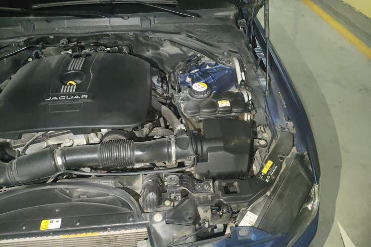 Used Jaguar XE 2015 2.0T 240 PS R-Sport Engine Bay Left