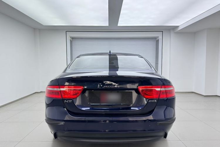 Used Jaguar XE 2015 2.0T 200 PS R-Sport Exterior 5