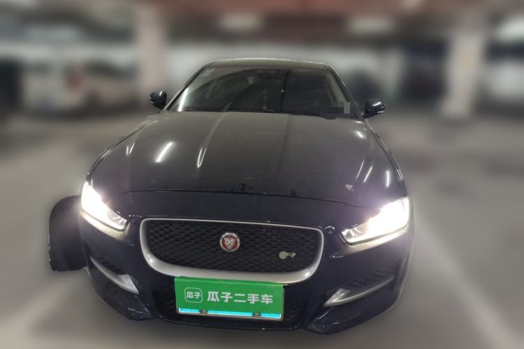 Used Jaguar XE 2015 2.0T 200 PS R-Sport Front