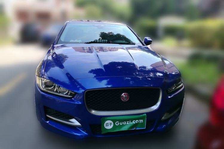 Used Jaguar XE 2015 2.0T 200 PS R-Sport Front
