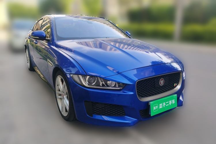 Used Jaguar XE 2015 3.0 SC 340 PS S Front Right 45 Deg
