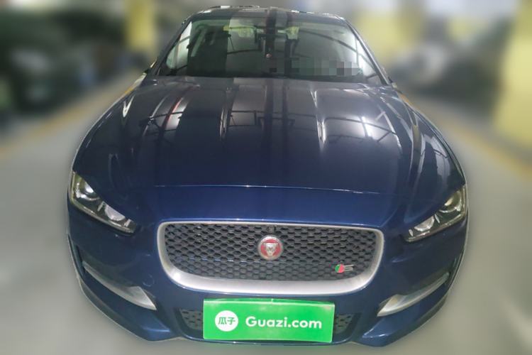 Used Jaguar XE 2015 2.0T 240 PS R-Sport Front