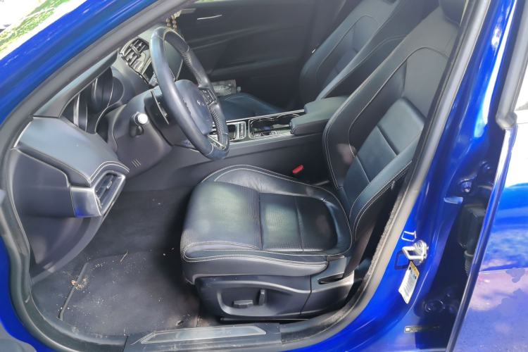 Used Jaguar XE 2015 2.0T 200 PS R-Sport Left Front Seat