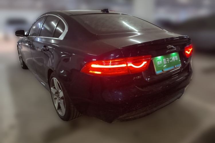 Used Jaguar XE 2015 2.0T 200 PS R-Sport Rear Left 45 Deg