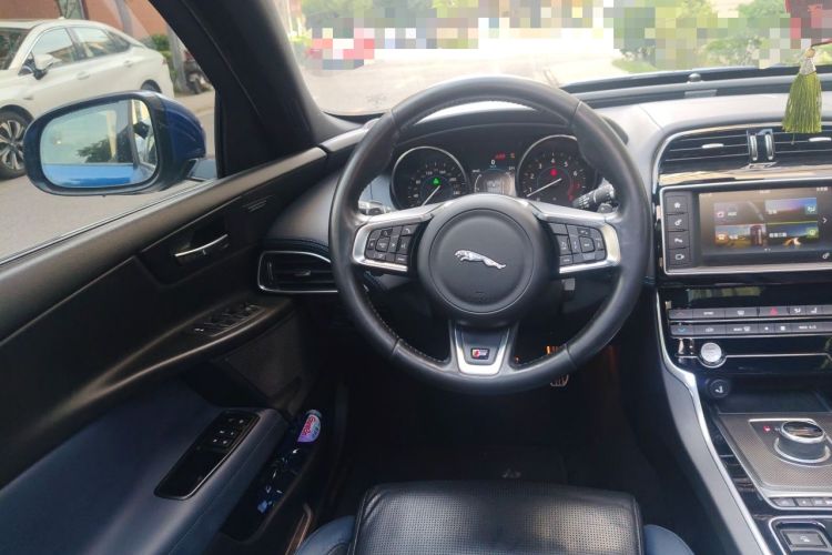 Used Jaguar XE 2015 3.0 SC 340 PS S Steering Wheel