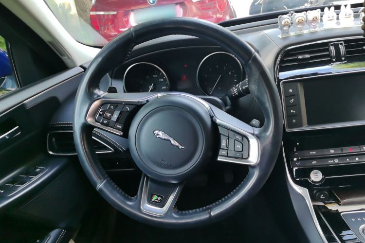 Used Jaguar XE 2015 2.0T 200 PS R-Sport Steering Wheel