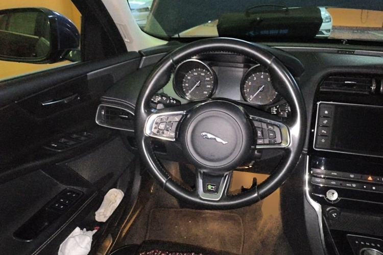 Used Jaguar XE 2015 2.0T 200 PS R-Sport Steering Wheel