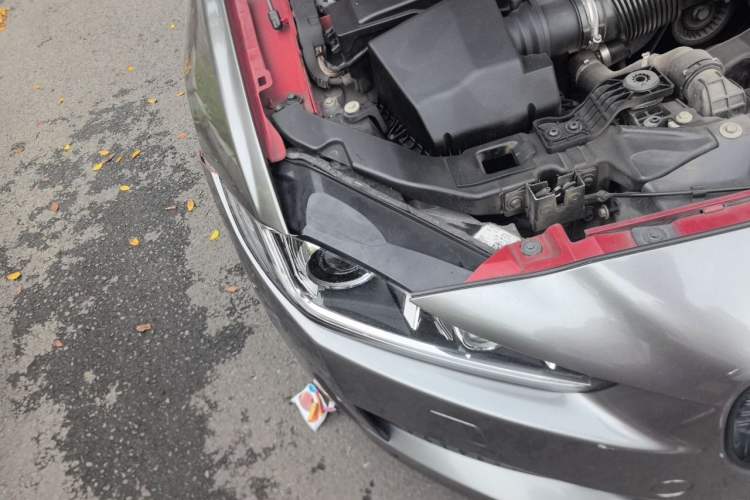 Used Jaguar XE 2015 3.0 SC 340 PS S Right Front Headlight