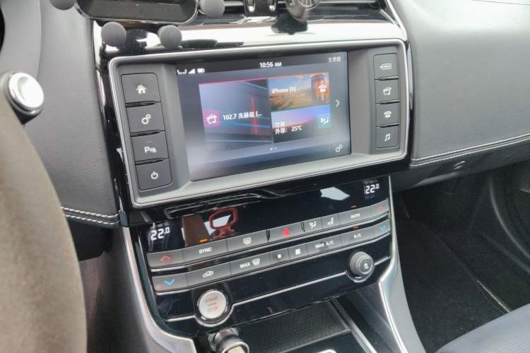 Used Jaguar XE 2015 2.0T 200 PS R-Sport Audio And AC Panel