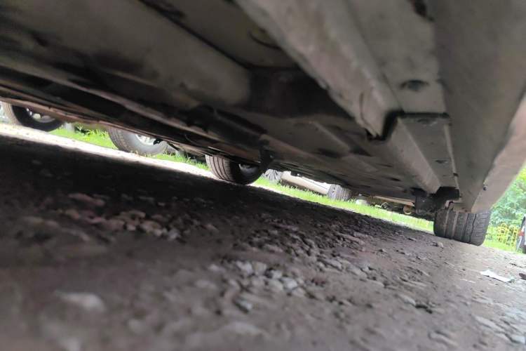Used Jaguar XE 2015 2.0T 200 PS R-Sport Chassis Front Left