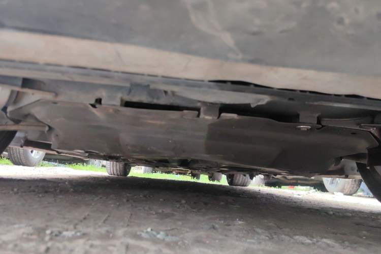 Used Jaguar XE 2015 2.0T 200 PS R-Sport Chassis Front