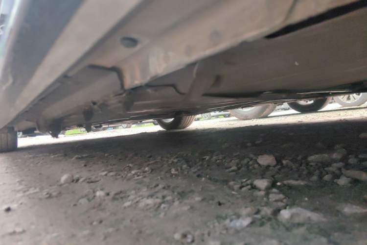 Used Jaguar XE 2015 2.0T 200 PS R-Sport Chassis Rear Left