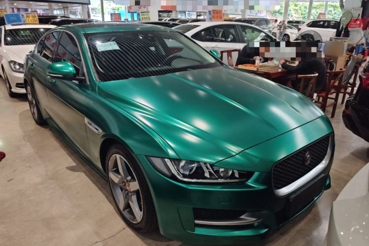 Used Jaguar XE 2015 2.0T 200 PS R-Sport Front Right 45 Deg