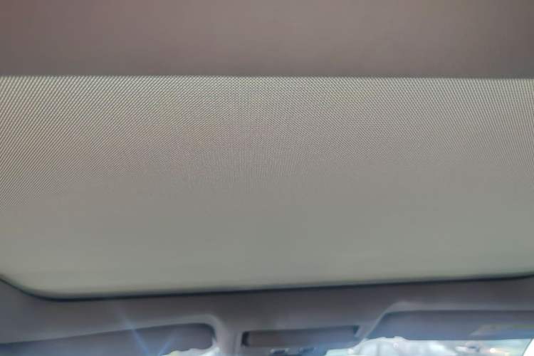 Used Jaguar XE 2015 2.0T 200 PS R-Sport Headliner