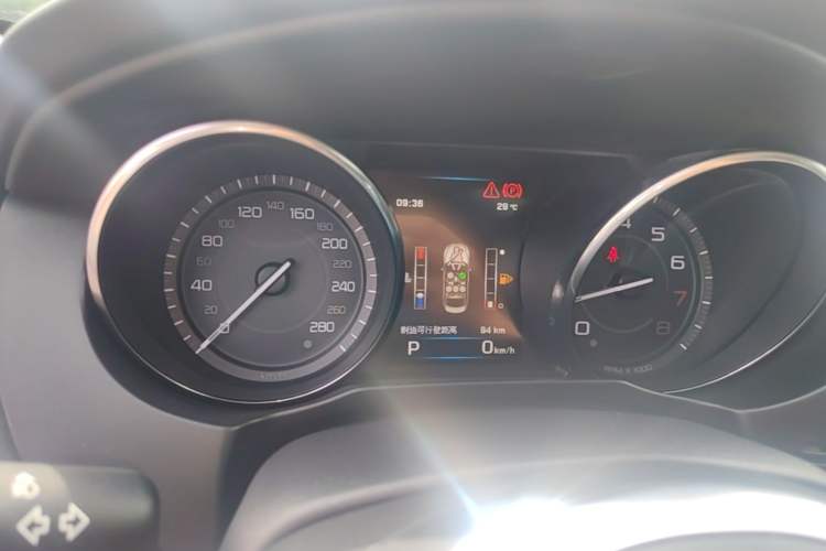 Used Jaguar XE 2015 2.0T 200 PS R-Sport Instrument Cluster