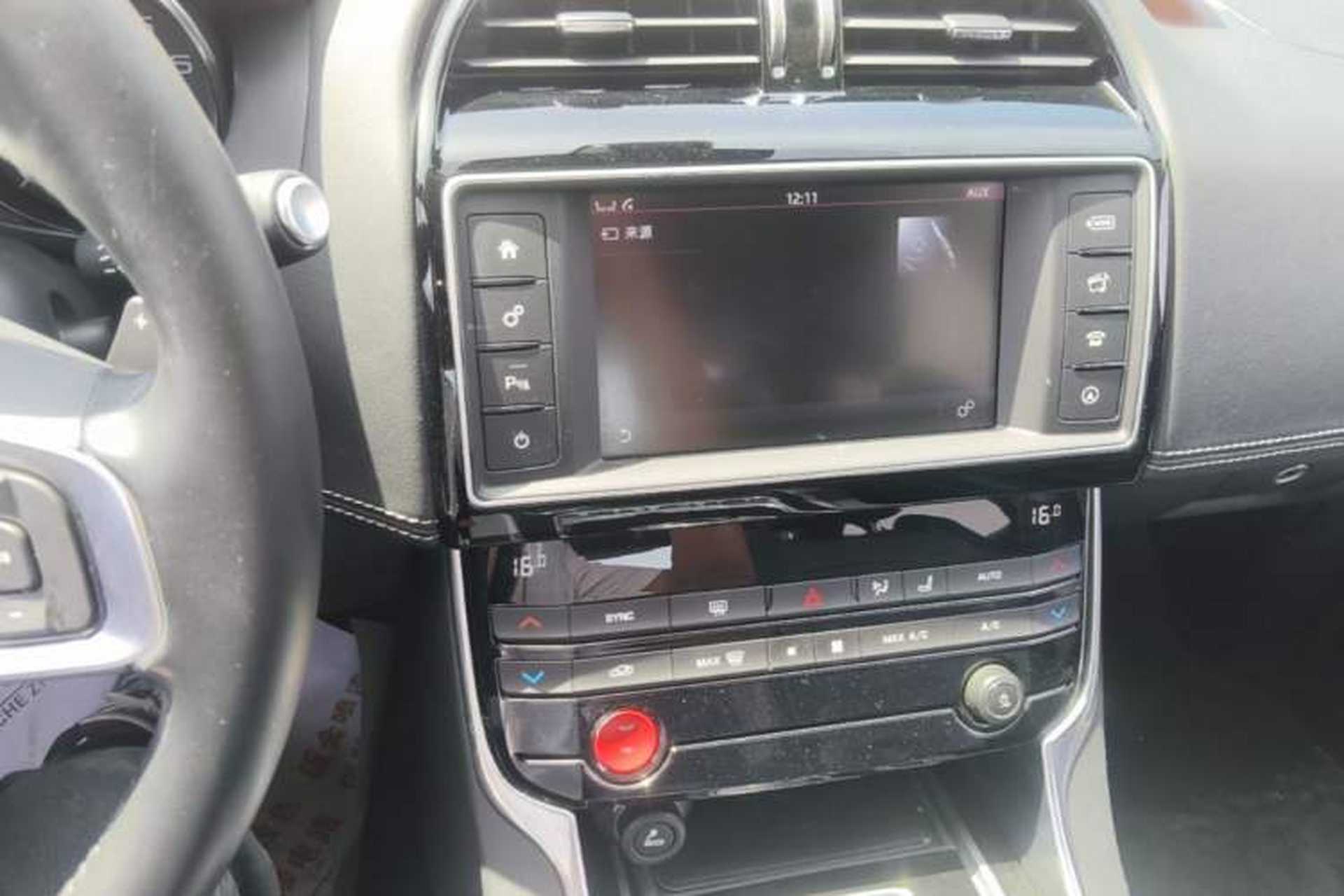Used Jaguar XE 2015 2.0T 240 PS R-Sport Audio And AC Panel