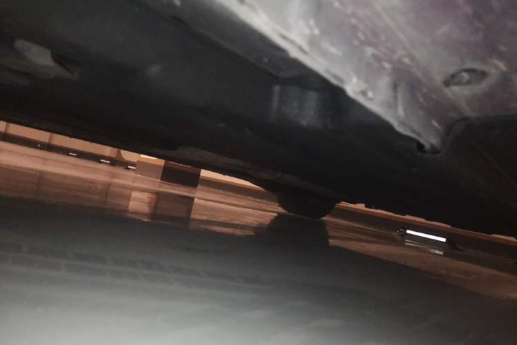 Used Jaguar XE 2015 2.0T 200 PS R-Sport Chassis Front Left