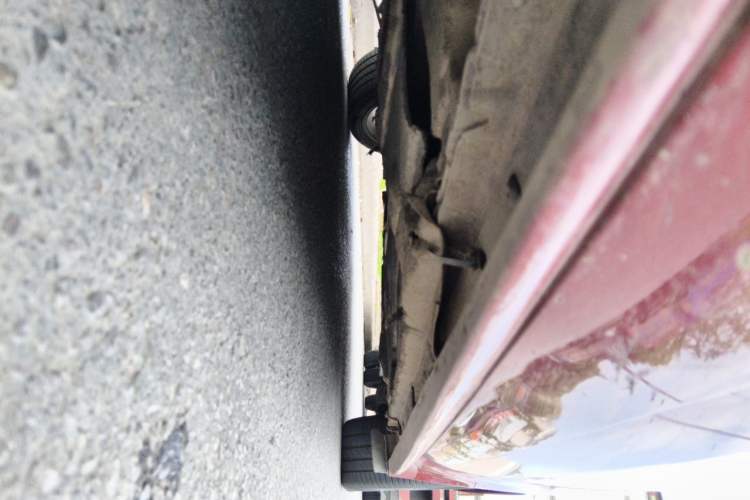 Used Jaguar XE 2015 2.0T 200 PS R-Sport Chassis Front Left