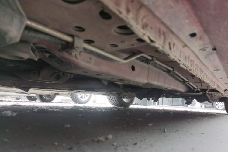Used Jaguar XE 2015 2.0T 200 PS R-Sport Chassis Front Left