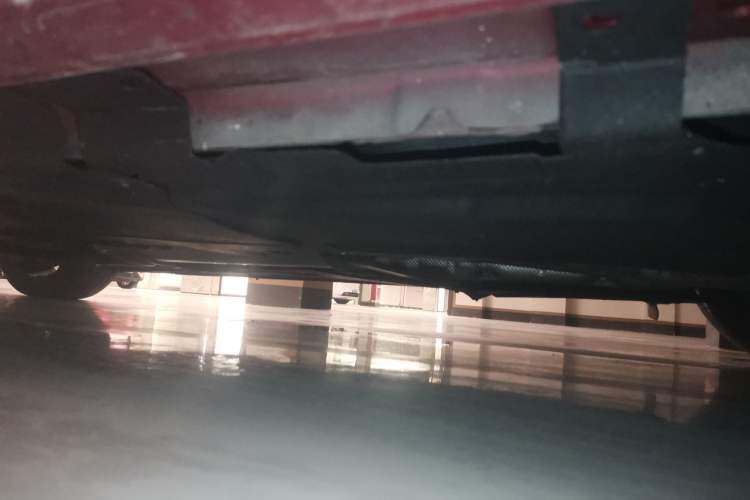 Used Jaguar XE 2015 2.0T 200 PS R-Sport Chassis Rear Left