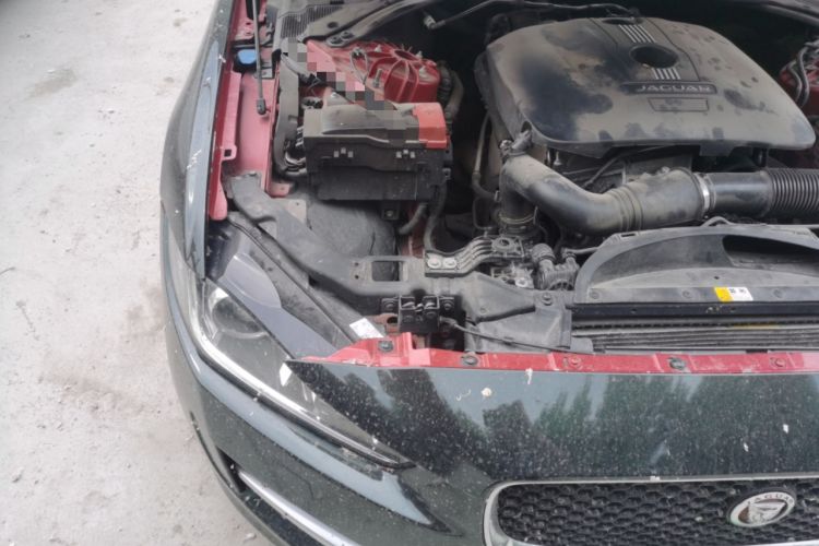 Used Jaguar XE 2015 2.0T 200 PS R-Sport Engine Bay Right