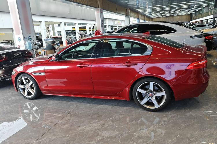 Used Jaguar XE 2015 2.0T 200 PS R-Sport Exterior 3