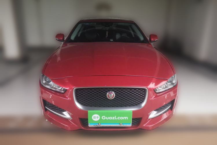 Used Jaguar XE 2015 2.0T 200 PS R-Sport Front