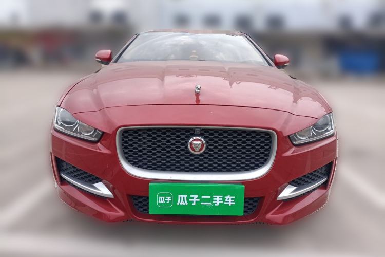 Used Jaguar XE 2015 2.0T 200 PS R-Sport Front