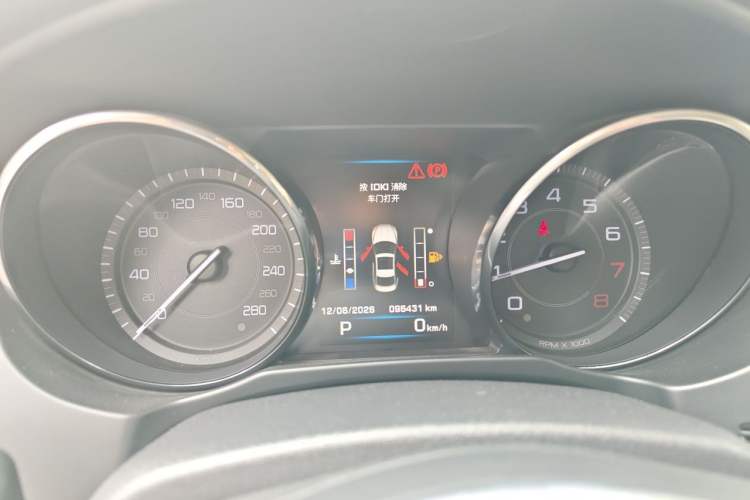 Used Jaguar XE 2015 2.0T 200 PS R-Sport Instrument Cluster
