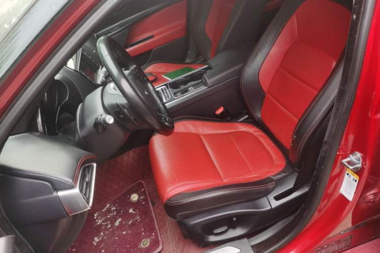 Used Jaguar XE 2015 2.0T 200 PS R-Sport Left Front Seat