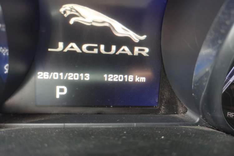 Used Jaguar XE 2015 2.0T 200 PS R-Sport Odometer Close Up