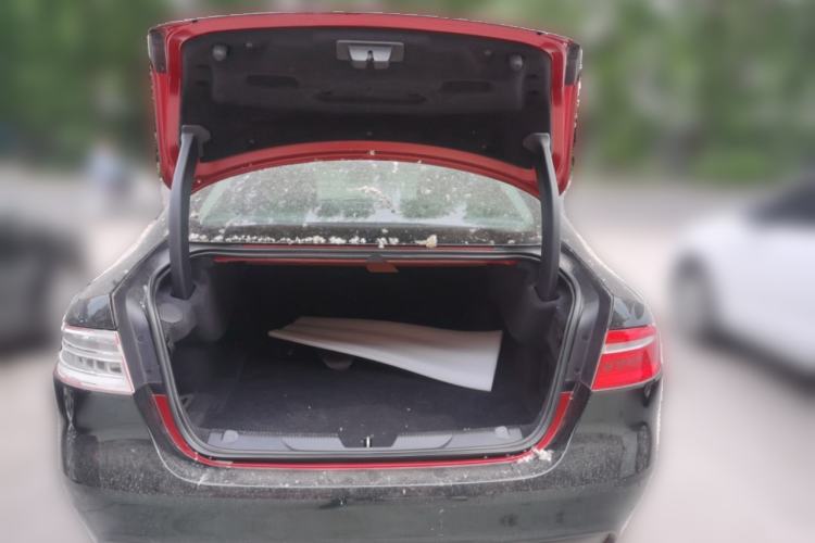 Used Jaguar XE 2015 2.0T 200 PS R-Sport Trunk