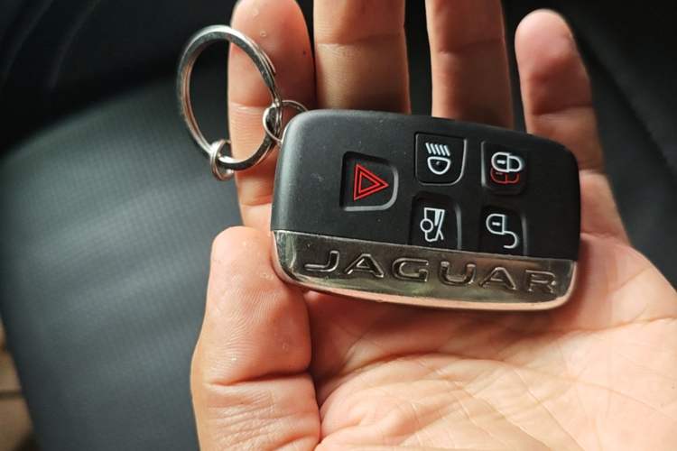 Used Jaguar XE 2015 2.0T 240 PS R-Sport Vehicle Key