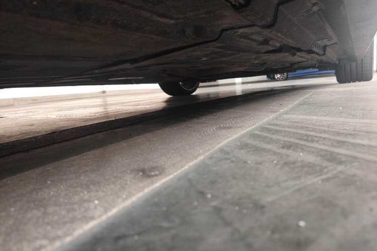 Used Jaguar XE 2015 3.0 SC 340 PS S Chassis Rear Right